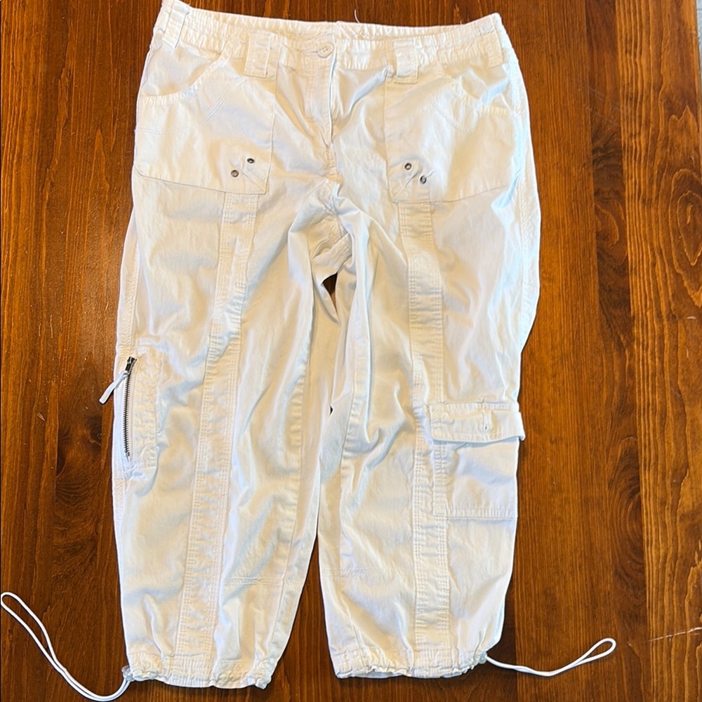 Style & Co. Women's White Capris